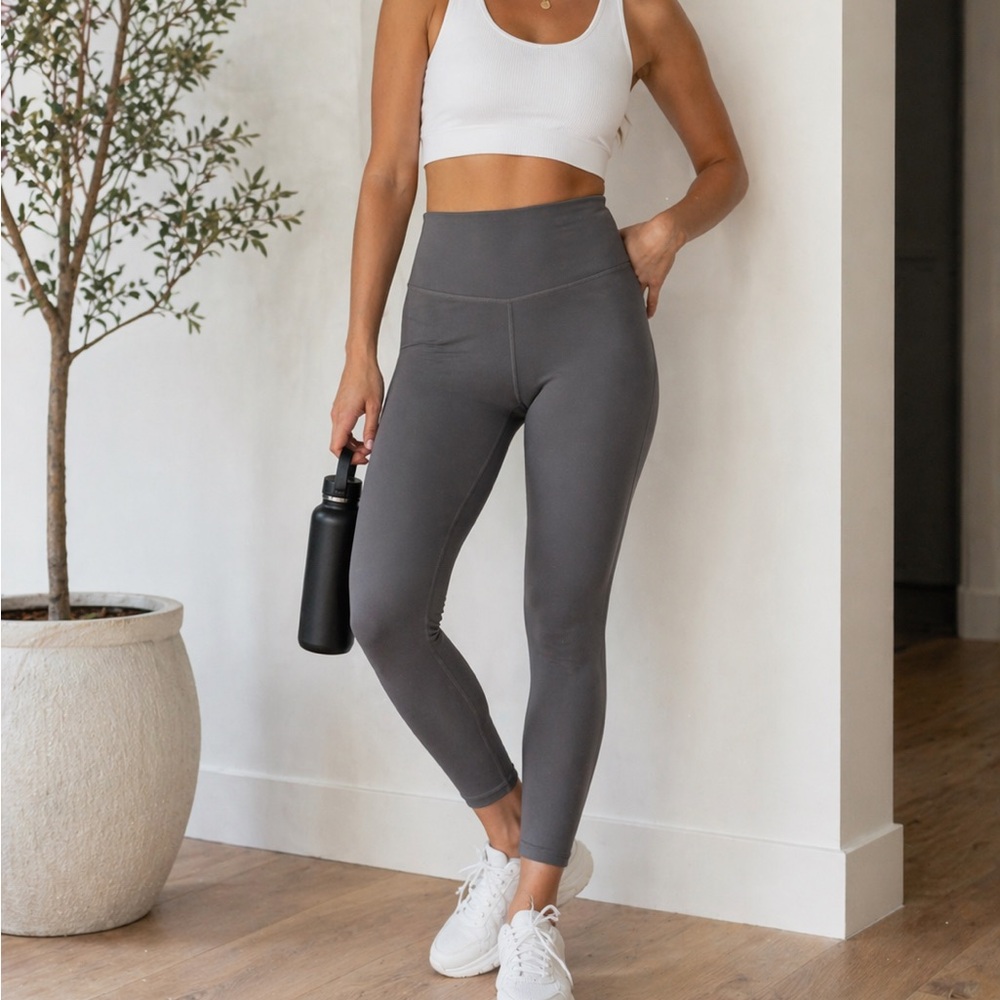 Yummie like Spanx control top legging S